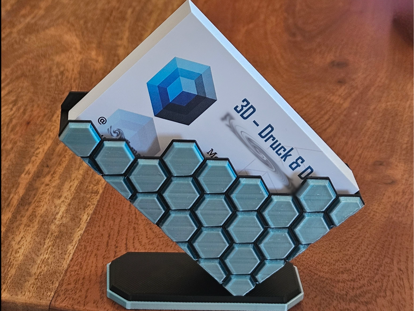 Soporte de tarjetas de presentacion impreso en 3D Tacna Peru